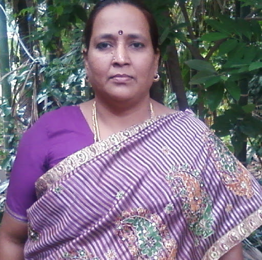 Lakshmi Gopalakrishnan Photo 7